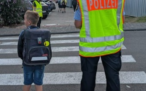 POL-PILEK: Polizei überwacht Schulwege - Foto: presseportal.de