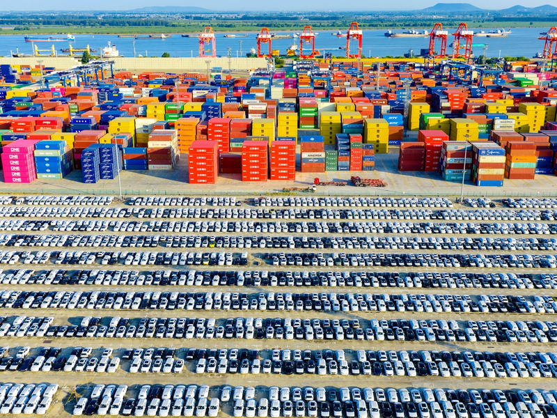 E-Autos für die Welt: Chinas Autobauer fahren voran. (Symbolbild) - Foto: Yang Suping/XinHua/dpa