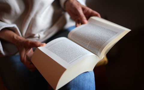 Die Jury hat mehr als 200 Romane fĂŒr den Deutschen Buchpreis gesichtet. (Symbolbild) - Foto: Karl-Josef Hildenbrand/dpa Die Jury hat mehr als 200 Romane fĂŒr den Deutschen Buchpreis gesichtet. (Symbolbild) - Foto: Karl-Josef Hildenbrand/dpa