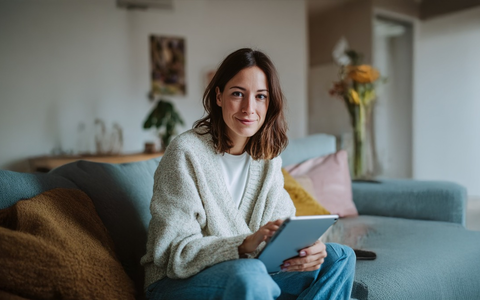 Baby, BĂŒcher, Bachelor: Junge Eltern setzen vermehrt auf flexible Studienmodelle - Foto: presseportal.de Baby, BĂŒcher, Bachelor: Junge Eltern setzen vermehrt auf flexible Studienmodelle - Foto: presseportal.de