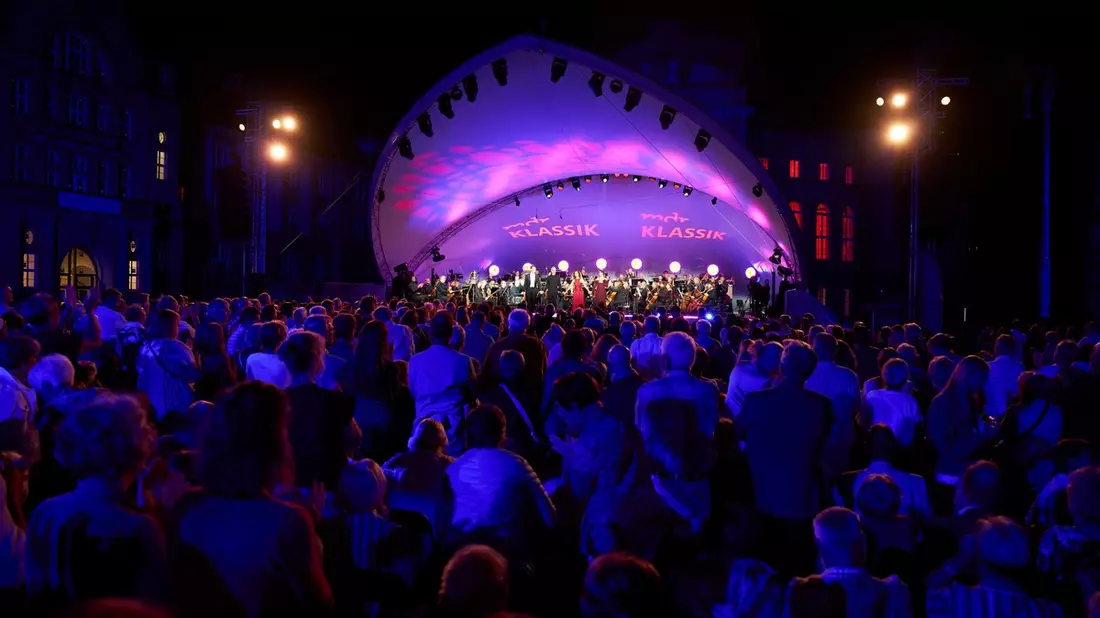 Sommernächte, Farbenrausch und junge Stimmen: MDR-Musiksommer kehrt nach Chemnitz zurück und gastiert in ganz Mitteldeutschland - Bild: presseportal.de