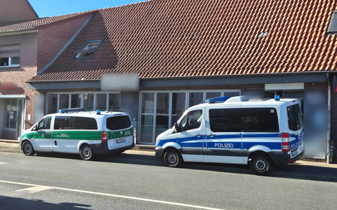 POL-HK: Soltau/Schneverdingen: Räderwerk-Kontrollen (FOTO); A7/Walsrode: Ohne Führerschein und unter Drogen; Walsrode: Radfahrerin übersehen; Buchholz (Aller): Betrunken gefahren; Bad Fallingbostel: Unfall - Foto: presseportal.de