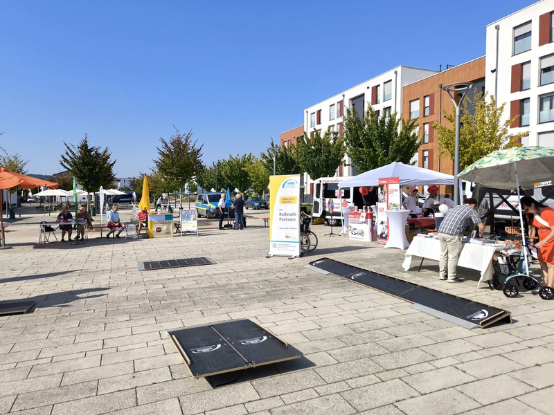 POL-OF: Autodiebe waren unterwegs; Der Rollstuhltag zieht eine Vielzahl von Interessierten an; Diebe klauen Geldbeutel aus Opel Vectra und mehr - Foto: presseportal.de