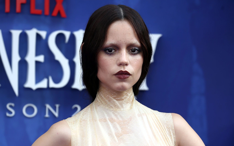 Hauptdarstellerin Jenna Ortega bei der Weltpremiere von der 2. Staffel von «Wednesday» im Juli in London. - Foto: Fred Duval/SOPA Images via ZUMA Press Wire/dpa