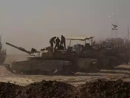 Israels Armee greift im Gazastreifen weiter an. (Archivbild)  - Foto: Maya Levin/AP/dpa