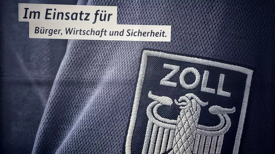 HZA-SI: Zeit, Geld, Meldepflicht - Zoll ahndet Verstöße mit sechsstelligem Bußgeld - Bild: presseportal.de