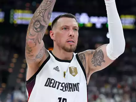 Gilt als Schlüsselspieler: Daniel Theis. - Foto: Sven Hoppe/dpa
