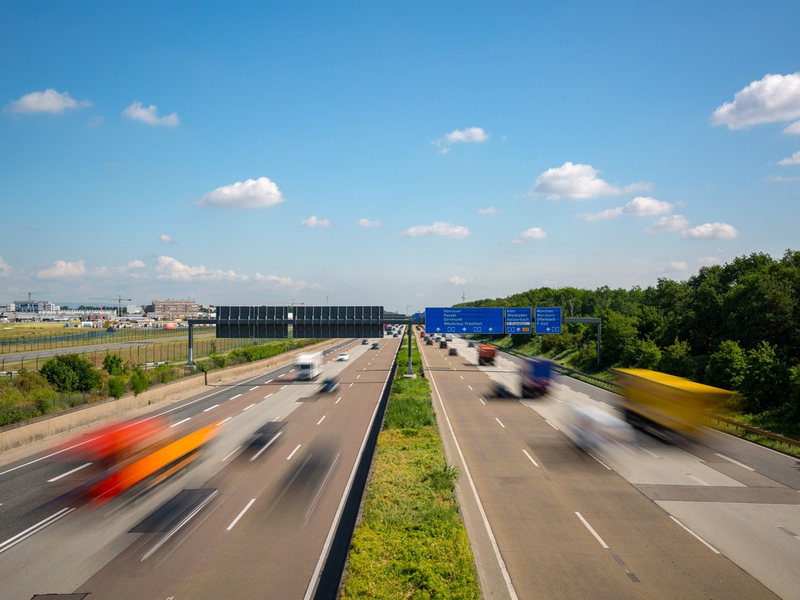 POL-OF: Mehrere Beanstandungen und Bußgelder bei Kontrolle im gewerblichen Personen- und Güterverkehr - Foto: presseportal.de