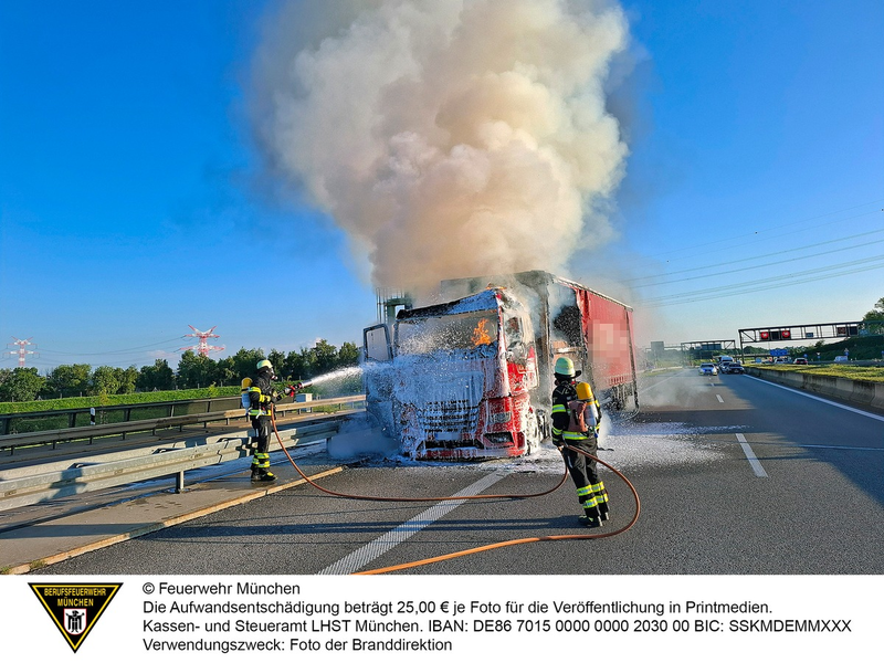 FW-M: Lkw-Brand auf Autobahn (A 99) - Foto: presseportal.de