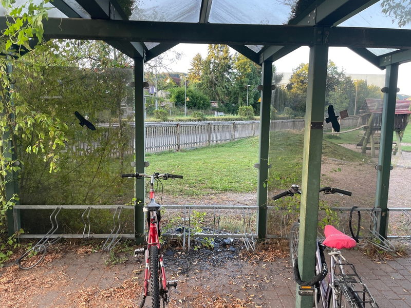 POL-PIROK: Fahrradunterstand beschädigt - Foto: presseportal.de