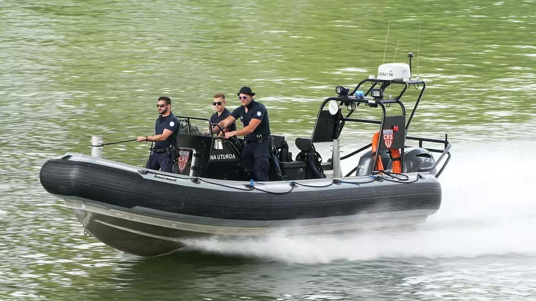 Nach dem Fund von vier Leichen in der Seine hat die Polizei einen Mann unter Mordverdacht festgenommen (Archivbild). - Bild: Michael Kappeler/dpa
