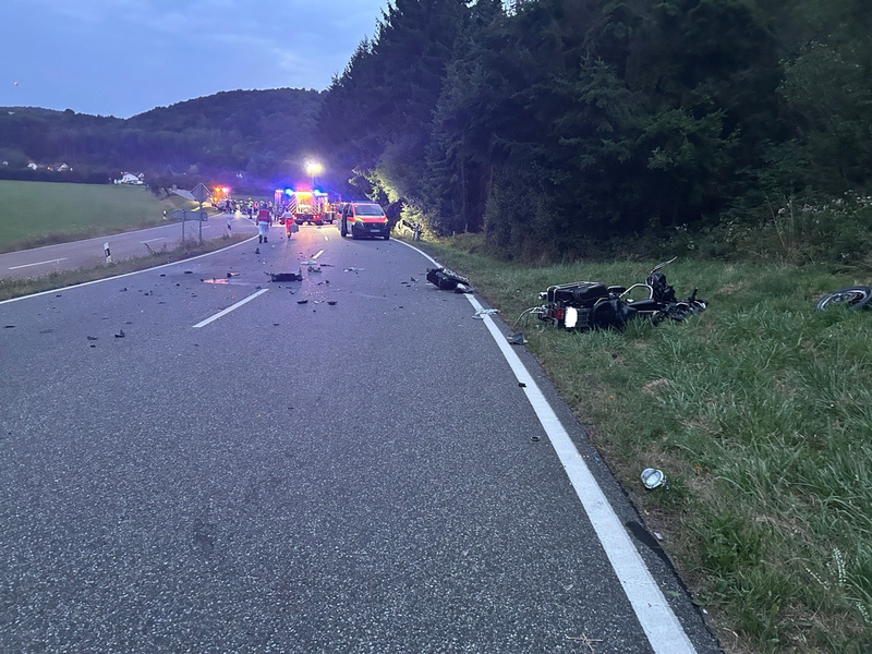 POL-PIKUS: Frontalzusammenstoß zwischen Pkw und Motorrad - Foto: presseportal.de