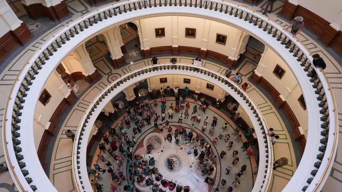 Die Republikaner in Texas streben fünf zusätzliche Sitze für ihre Partei im US-Repräsentantenhaus an. - Bild: Eric Gay/AP/dpa