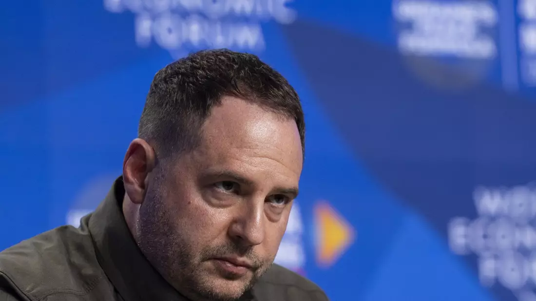Der Leiter des Präsidentenbüros, Andrij Jermak, galt bisher als der eigentliche starke Mann in der Ukraine. (Archivbild) - Bild: Gian Ehrenzeller/KEYSTONE/dpa