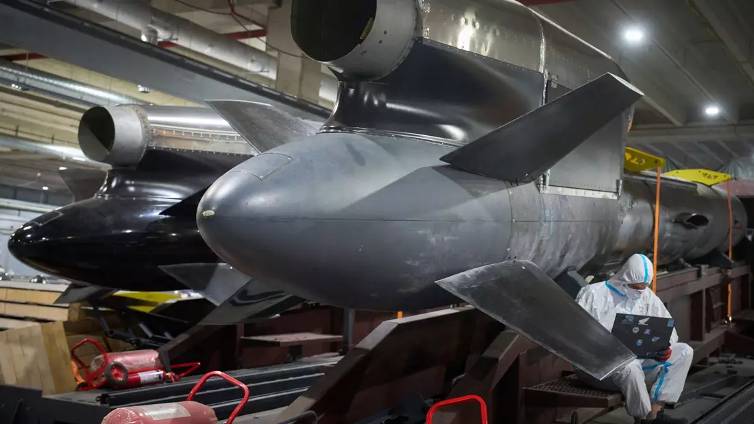 Die ukrainischen Marschflugkörper Flamingo sollen eine Reichweite von 3.000 Kilometern haben. - Bild: Efrem Lukatsky/AP/dpa