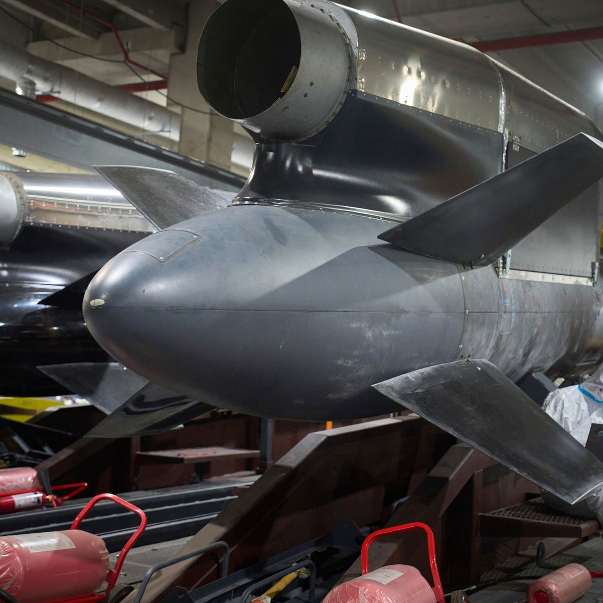 Die ukrainischen Marschflugkörper Flamingo sollen eine Reichweite von 3.000 Kilometern haben. - Foto: Efrem Lukatsky/AP/dpa