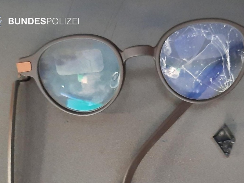 Bundespolizeidirektion MĂŒnchen: SchlĂ€gerei am Mittelbahnsteig 3.000 Euro Brille kaputt - Foto: presseportal.de