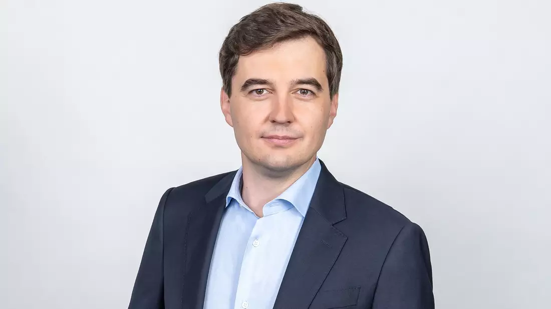 DFL-Chef Dr. Steffen Merkel im neuen DUP UNTERNEHMER-Magazin: KI bietet der Bundesliga neue Chancen, vor allem bei der Internationalisierung - Bild: presseportal.de