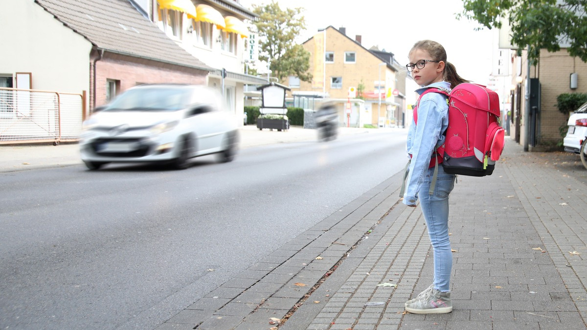 POL-KLE: Kreis Kleve - Achtung, die Schule startet! / Tipps der Polizei für einen sicheren Schulweg - Foto: presseportal.de