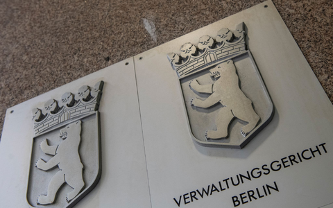 Das Verwaltungsgericht droht ein Zwangsgeld an. (Symbolbild)  - Foto: Paul Zinken/dpa