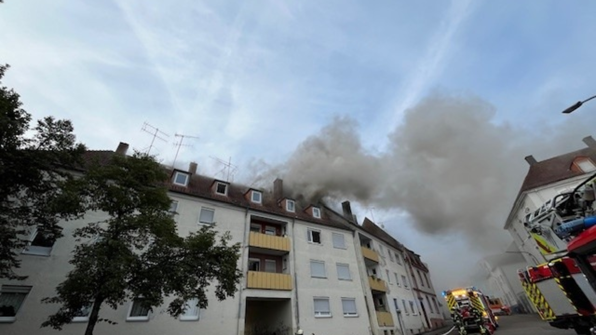 POL-PDPS: Dachstuhlbrand - Kriminalpolizei ermittelt - Foto: presseportal.de