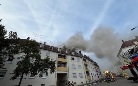 POL-PDPS: Dachstuhlbrand - Kriminalpolizei ermittelt - Foto: presseportal.de