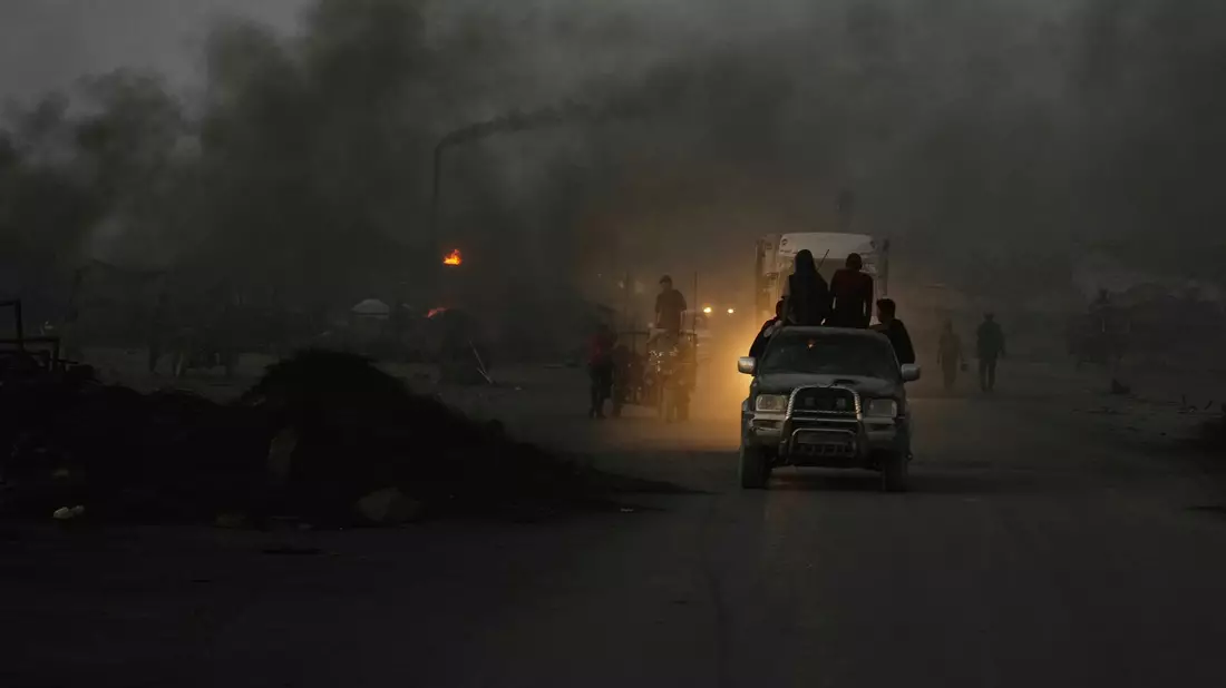 Israels Armee ist nach eigenen Angaben bereits in Vororten der Stadt Gaza.  - Bild: Abdel Kareem Hana/AP