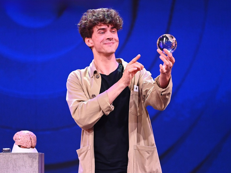 Timon Krause Ich durchschaue jeden! - Timon Krauses Mentalisten Show - Foto: Joyn/Willi Weber, presseportal.de