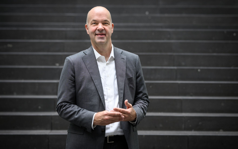 DIW-Präsident Marcel Fratzscher fordert von älteren Menschen mehr Solidarität mit der jungen Generation. (Archivbild) - Foto: Bernd von Jutrczenka/dpa
