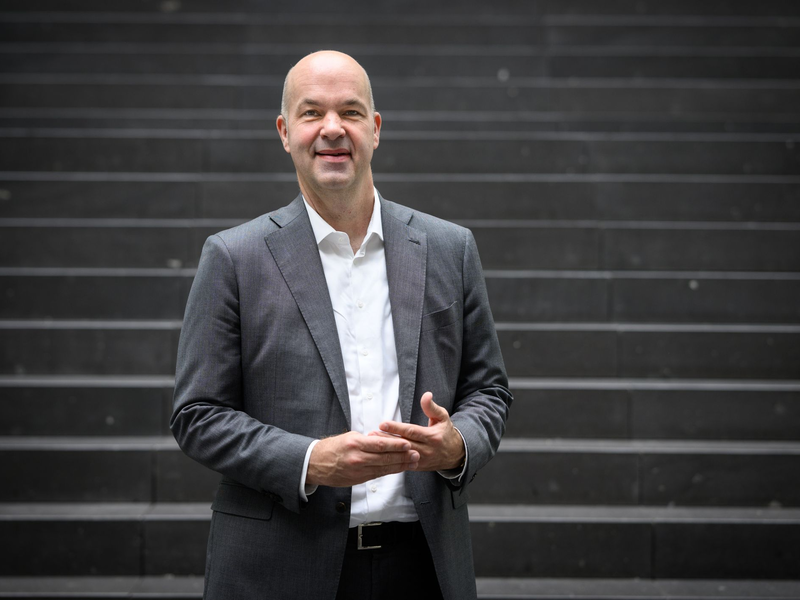 DIW-Präsident Marcel Fratzscher fordert von älteren Menschen mehr Solidarität mit der jungen Generation. (Archivbild) - Foto: Bernd von Jutrczenka/dpa
