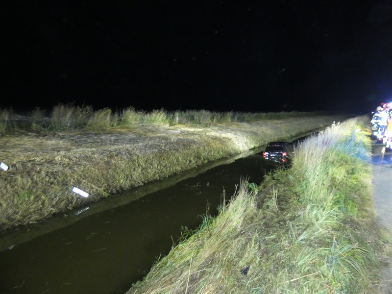 POL-CUX: Verkehrsunfall unter Alkoholeinfluss in Cadenberge - Heranwachsende haben Glück im Unglück - Foto: presseportal.de