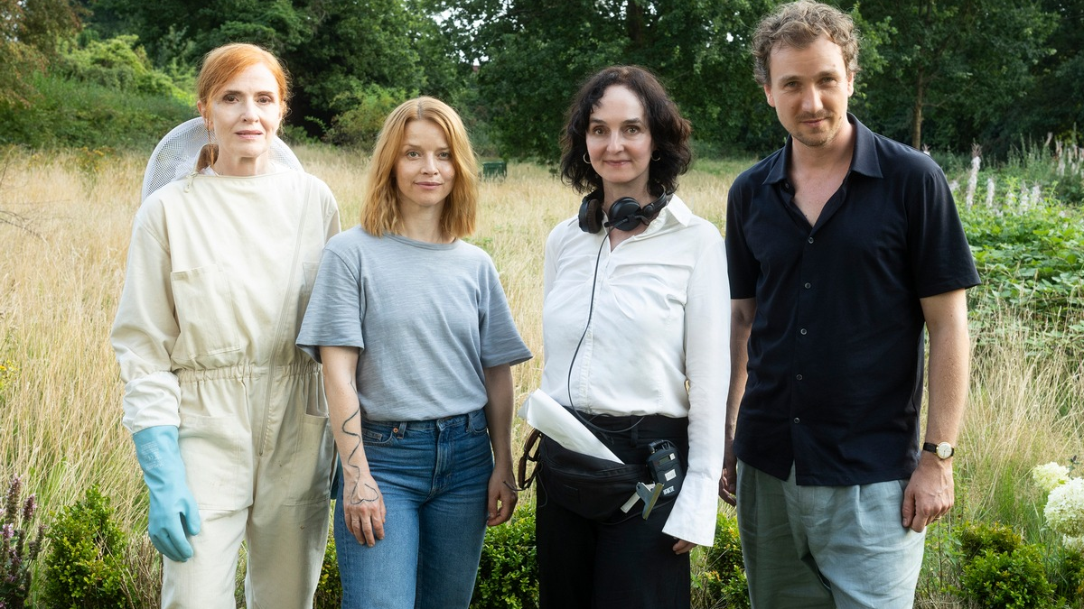 NDR Drama „Elodie“ mit Karoline Schuch, Eva Mattes, Sibylle Canonica und Jan Krauter: Dreharbeiten in der Lüneburger Heide - Foto: presseportal.de
