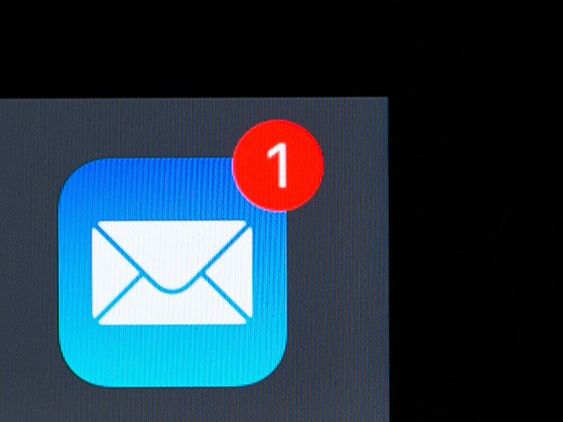 BSI, Bitkom und der Internetverband eco wollen mit dem «E-Mail-Sicherheitsjahr 2025» für sichere Kommunikation sorgen. (Symbolbild) - Foto: Silas Stein/dpa/dpa-tmn