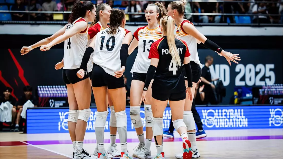 Zwei Spiele, zwei Siege: Die Deutschen stehen im Achtelfinale. - Bild: ---/Deutscher Volleyball-Verband /dpa