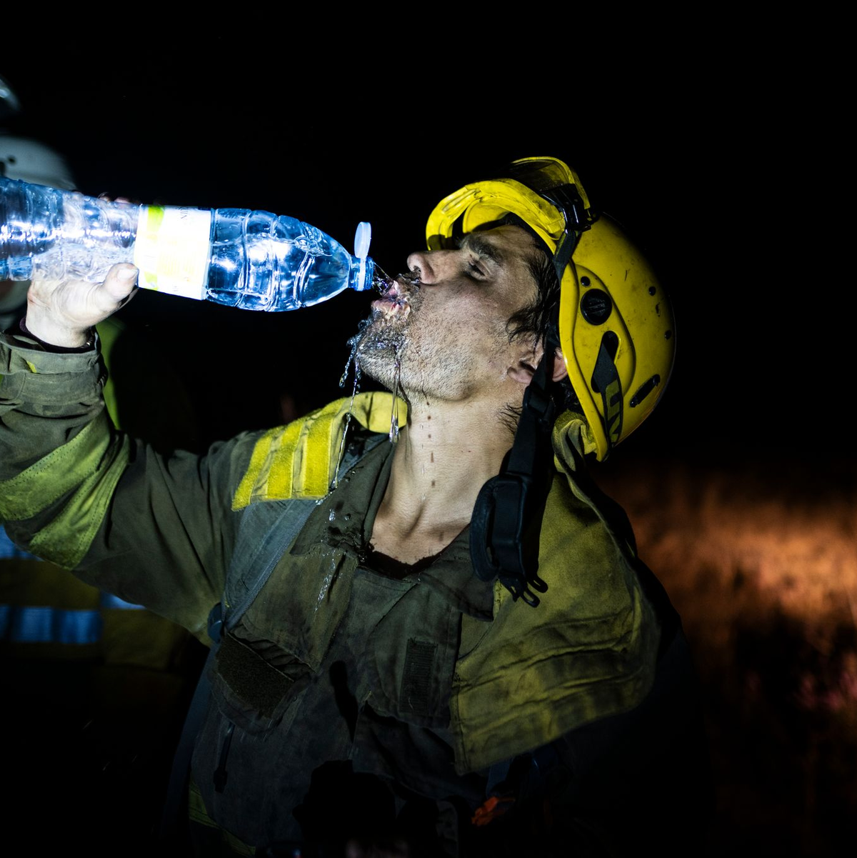 In vielen Regionen Spaniens kämpfen die Feuerwehrleute schon lange gegen die Flammen.  - Foto: Lorena Sopêna/Europapress/dpa