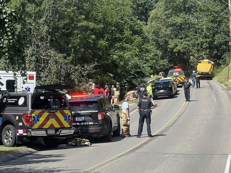 Wie schwer die Menschen verletzt wurden, war zunächst unklar. - Foto: Jessica Riley/KDKA-TV News/AP/dpa
