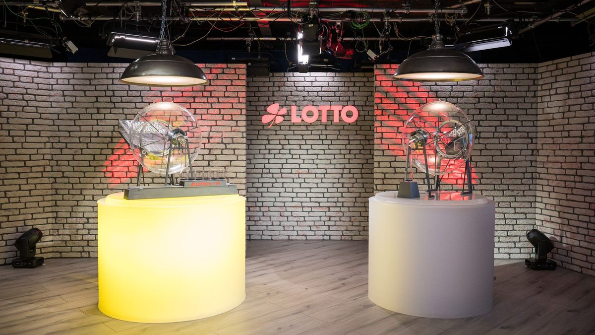 Bei der Ziehung der Superzahl kam es zur Panne. (Archivfoto) - Foto: Oliver Dietze/dpa