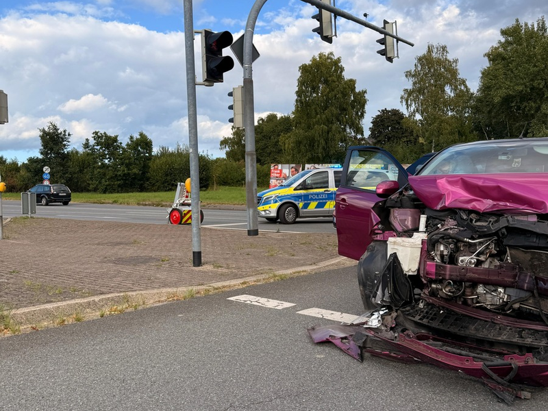 FW-DT: Verkehrsunfall am Nordring - Foto: presseportal.de