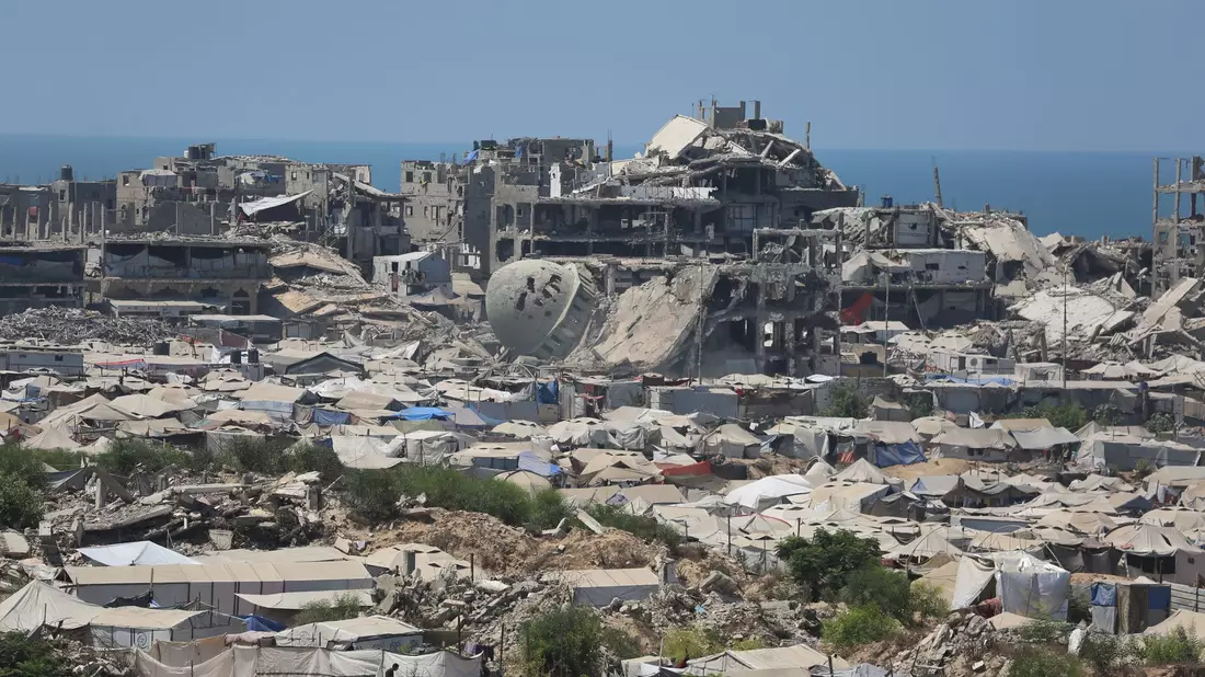 Vor der geplanten Offensive soll die dicht bewohnte Stadt Gaza geräumt werden. (Archivbild) - Bild: Omar Ashtawy/APA Images via ZUMA Press Wire/dpa