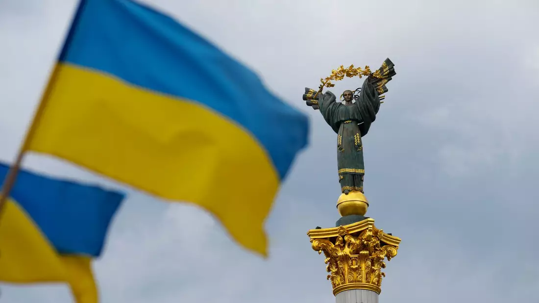Die Ukraine feiert ihren Unabhängigkeitstag - genau dreieinhalb Jahre nach Beginn der russischen Invasion. - Bild: Sean Kilpatrick/The Canadian Press/AP/dpa