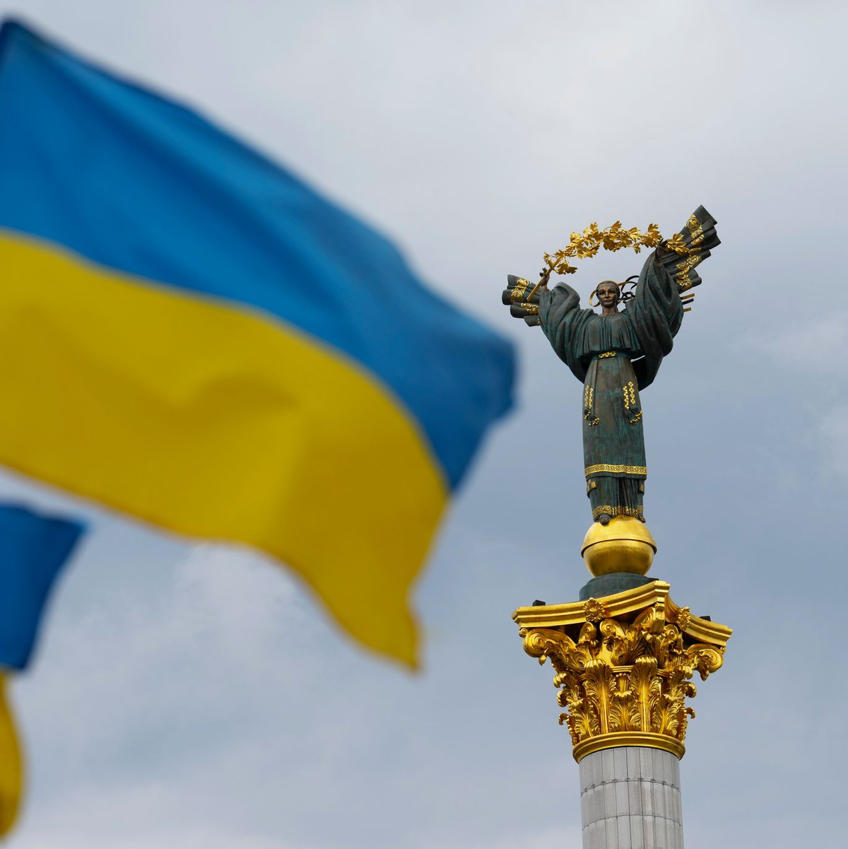 Die Ukraine feiert ihren Unabhängigkeitstag - genau dreieinhalb Jahre nach Beginn der russischen Invasion. - Foto: Sean Kilpatrick/The Canadian Press/AP/dpa