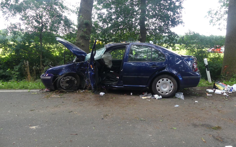 POL-CUX: Schwerer Verkehrsunfall mit einer lebensgefährlich verletzten Person - Foto: presseportal.de POL-CUX: Schwerer Verkehrsunfall mit einer lebensgefährlich verletzten Person - Foto: presseportal.de