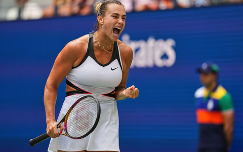 Aryna Sabalenka schaffte nach Problemen im ersten Satz am Ende souverän den Zweitrunden-Einzug. - Foto: Kirsty Wigglesworth/AP/dpa