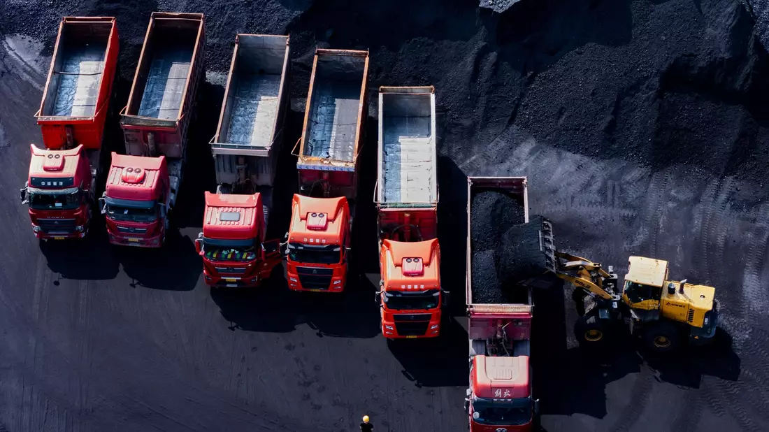China sieht Kohle als Rückhalt bei Stromengpässen aus erneuerbaren Energien. (Symbolbild)  - Bild: Uncredited/CHINATOPIX/AP/dpa