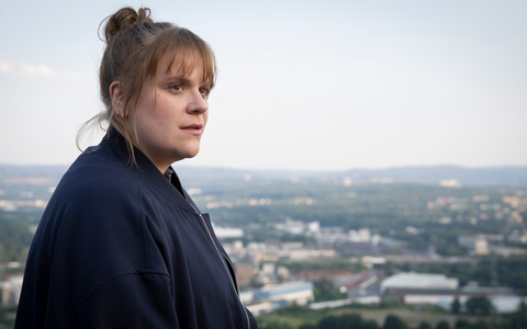 Stefanie Reinsperger sagt „Bussi Baba, Tatort!“ - Foto: presseportal.de