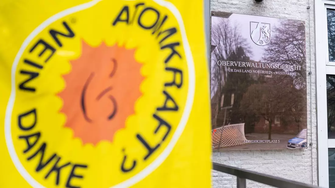 Die Lagerung von Atommüll in Ahaus war auch schon ein Fall für das Oberverwaltungsgericht NRW in Münster. (Archivbild) - Bild: Guido Kirchner/dpa