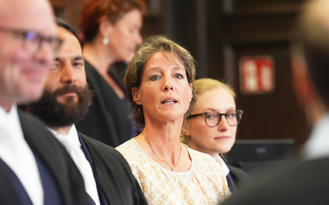 Blocks Lebensgefährte, Sportjournalist Gerhard Delling, ist wegen Beihilfe angeklagt. - Foto: Marcus Brandt/dpa Pool/dpa
