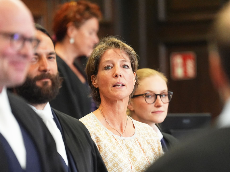 Heute geht im Gerichtssaal des Landgerichts Hamburg die Befragung von Stephan Hensel weiter.  - Foto: Marcus Brandt/dpa Pool/dpa