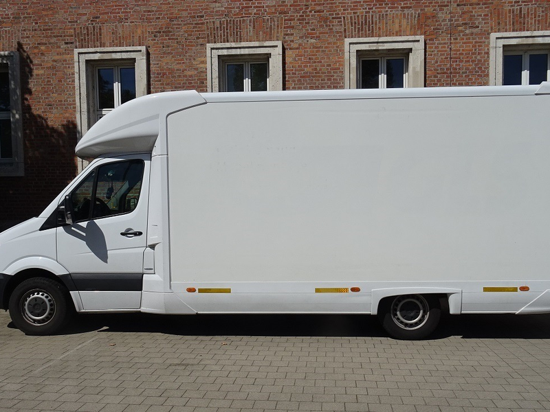 HZA-N: Nürnberger Zoll stoppt Steuerhinterziehung auf vier Rädern - Foto: Zoll, presseportal.de