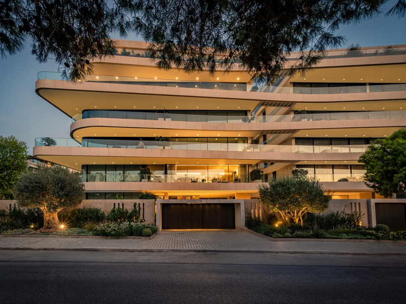 Primus inter pares: City 1 Group gewinnt Iconic Award für Icon Living Glyfada - Foto: presseportal.de